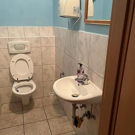 Casa de hóspedes Hipokratios 1 Mit Gemeinsamen Wc *
